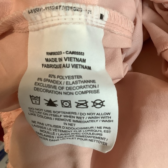 Nike Women's Size XL Light Pink Satin Joggers. Preloved - Picture 4 of 5